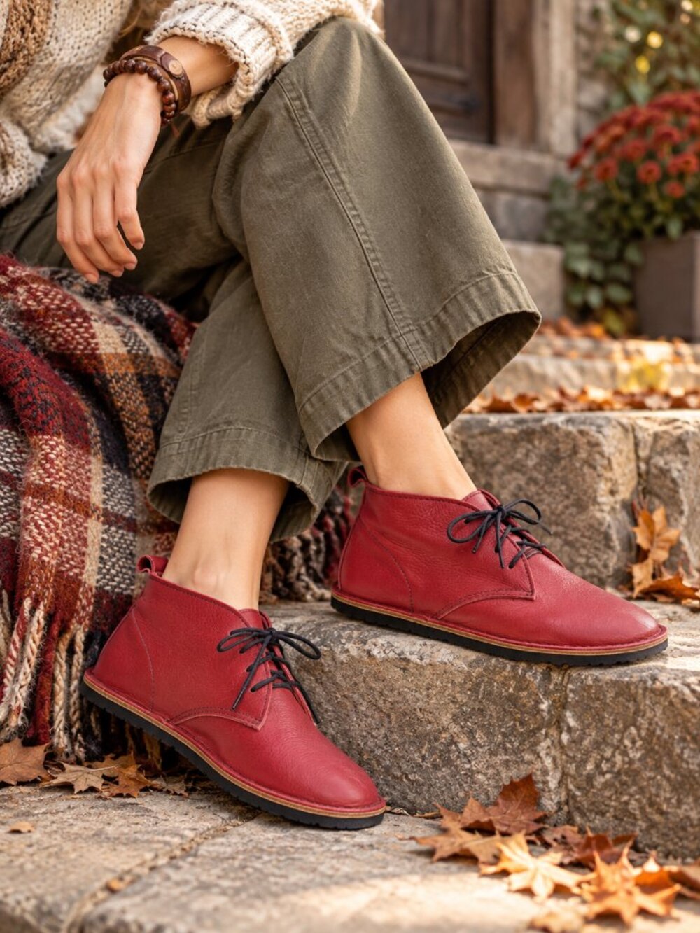 Softstar Hawthorne Chukka Currant Red Leather Barefoot Lace Up Boots 8 NWOT